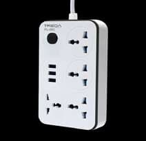 Adaptador universal con 3 USB